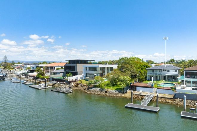 Picture of 100 Amalfi Drive, ISLE OF CAPRI QLD 4217