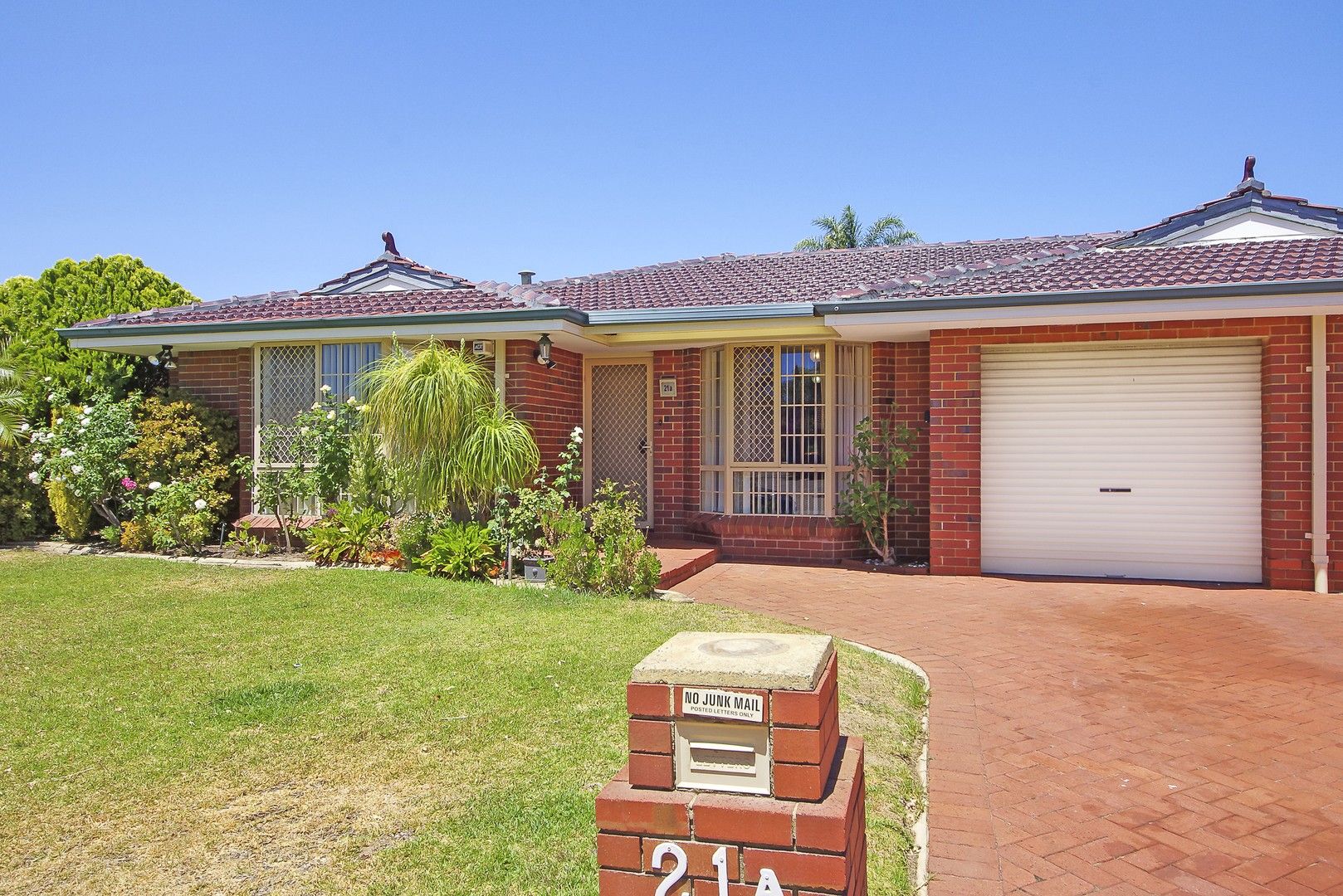 21A Bradbury Place, Alexander Heights WA 6064, Image 0