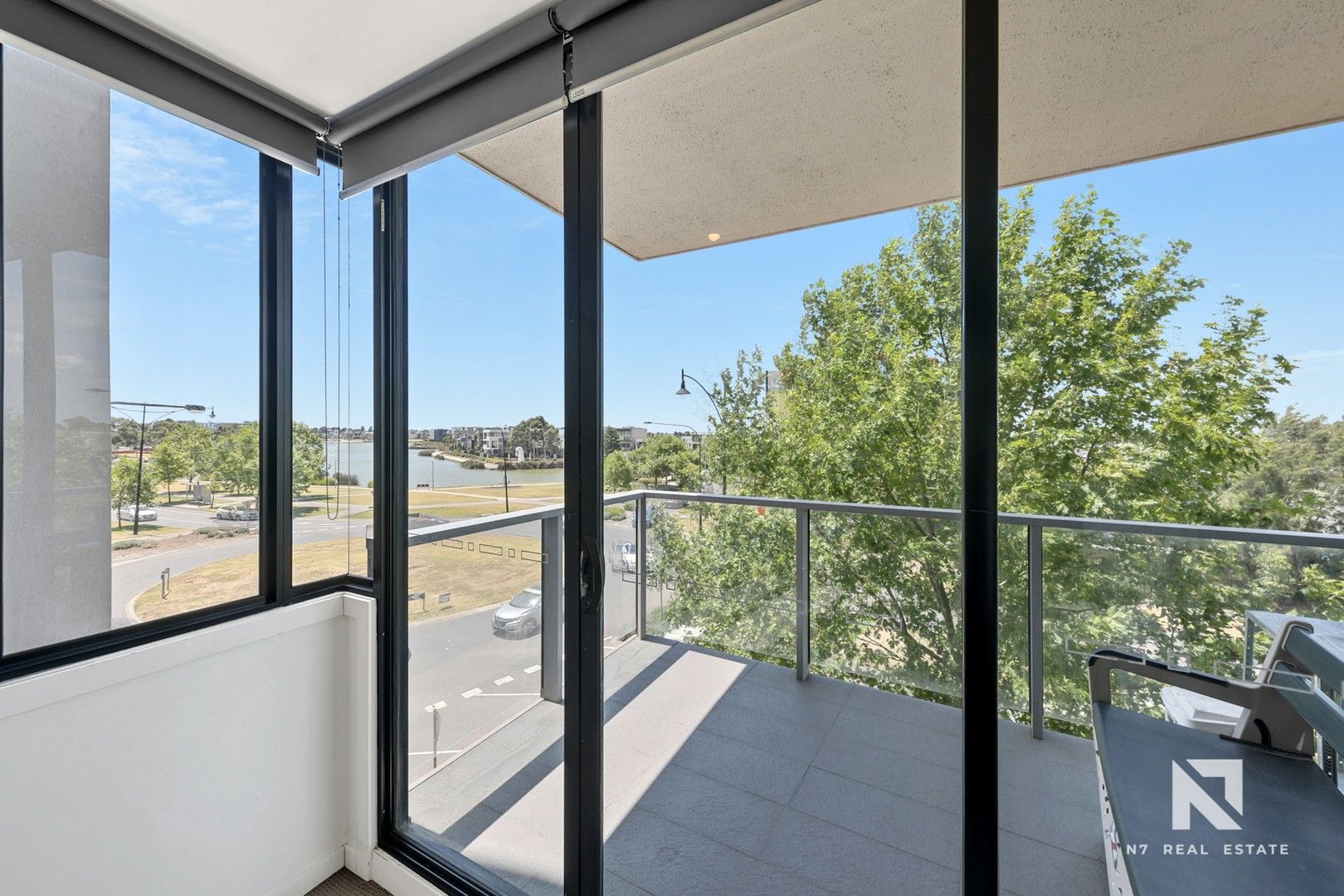 14/1 Woodward Way, Caroline Springs VIC 3023 Domain