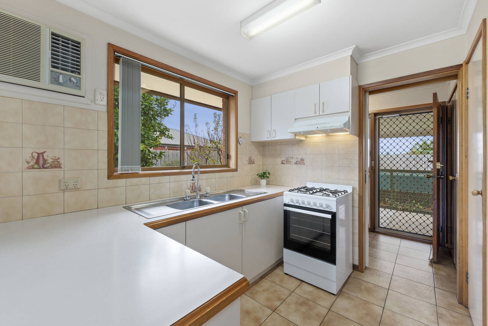 14 Filipi Drive, St Albans Park VIC 3219, Image 1