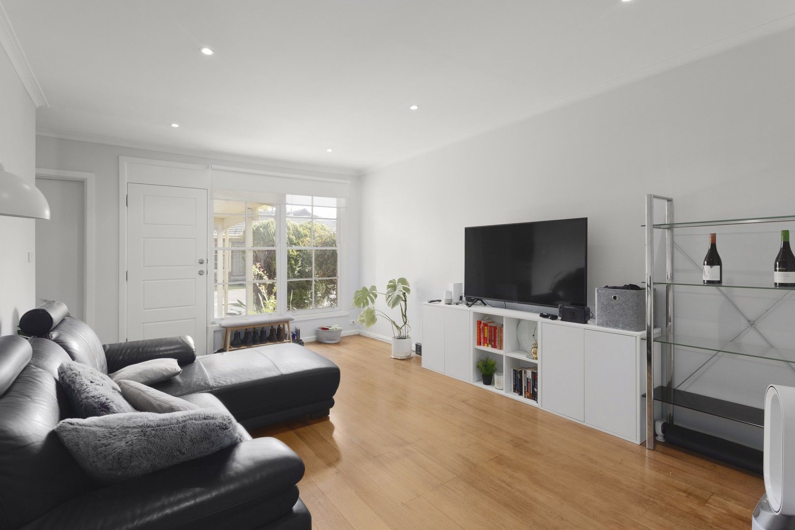 2 bedrooms Apartment / Unit / Flat in 7/1325 Dandenong Road MALVERN EAST VIC, 3145