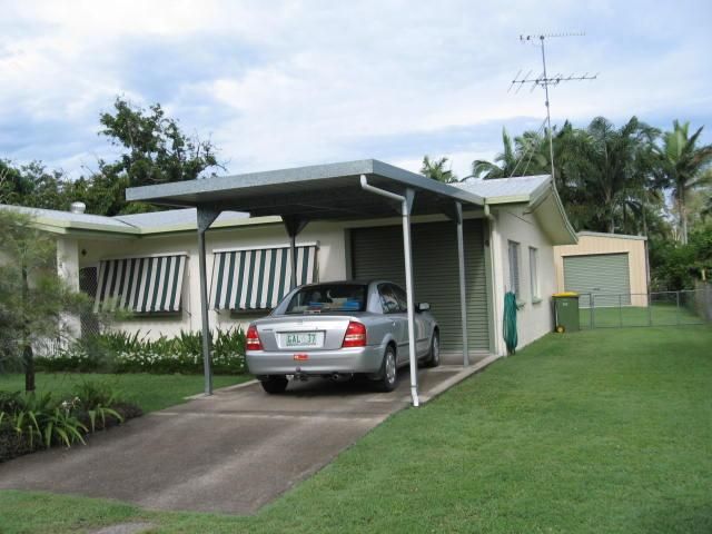 4 Salmon Street, Taylors Beach QLD 4850