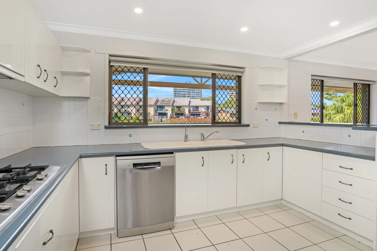 Additional image 7 of 26 Maureen Court, Broadbeach Waters QLD 4218