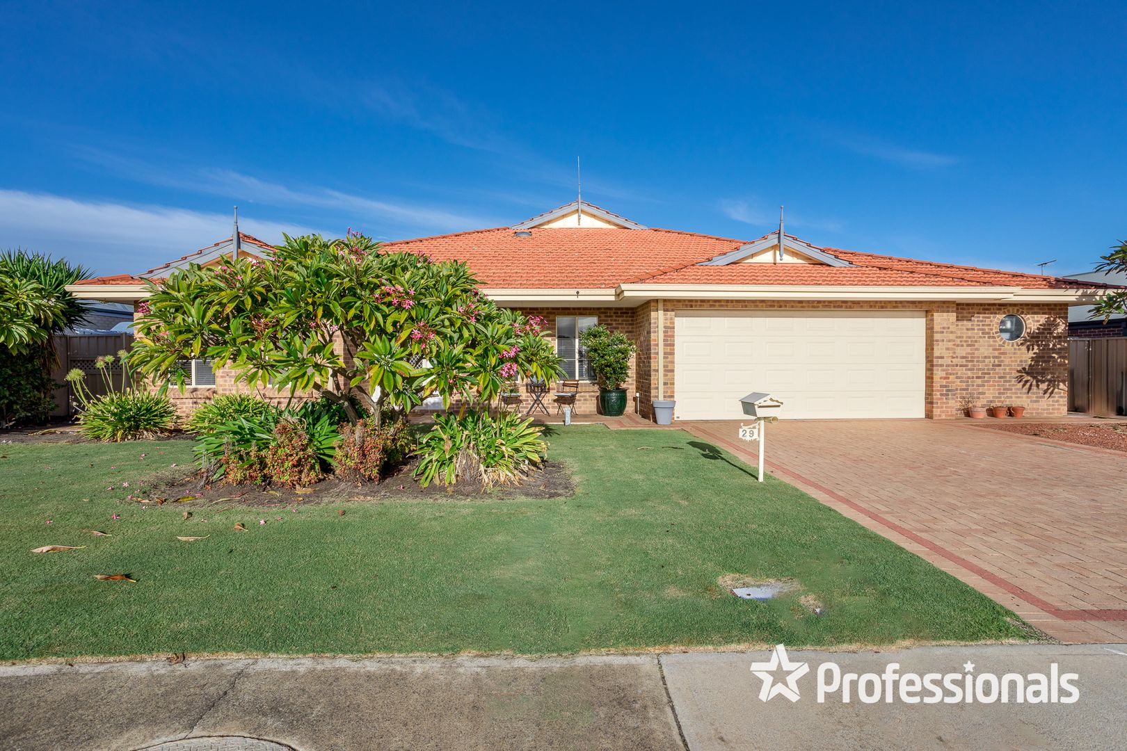 29 Spinifex Way, Canning Vale WA 6155, Image 1