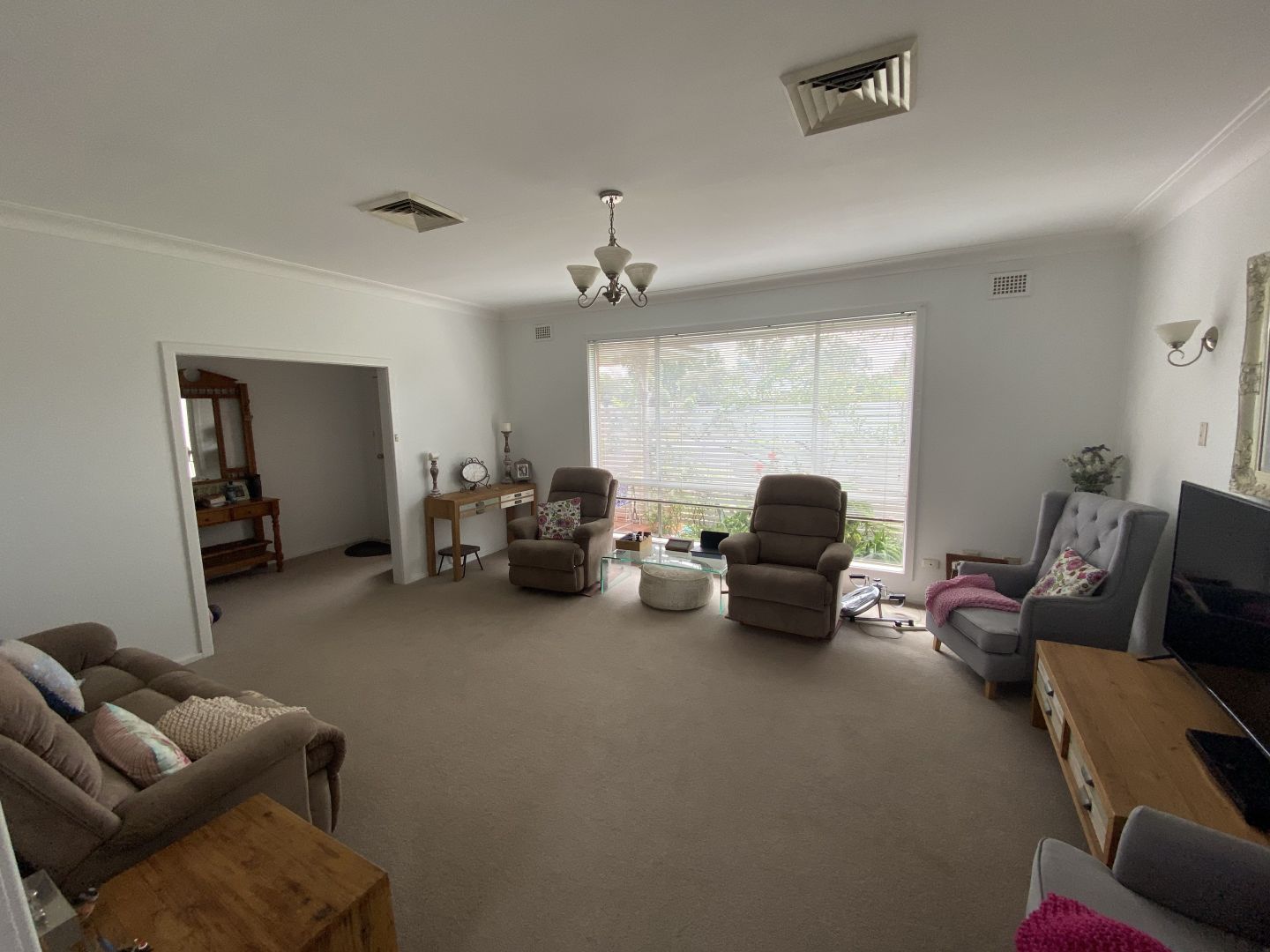 152 Bathurst Street, Condobolin NSW 2877, Image 2