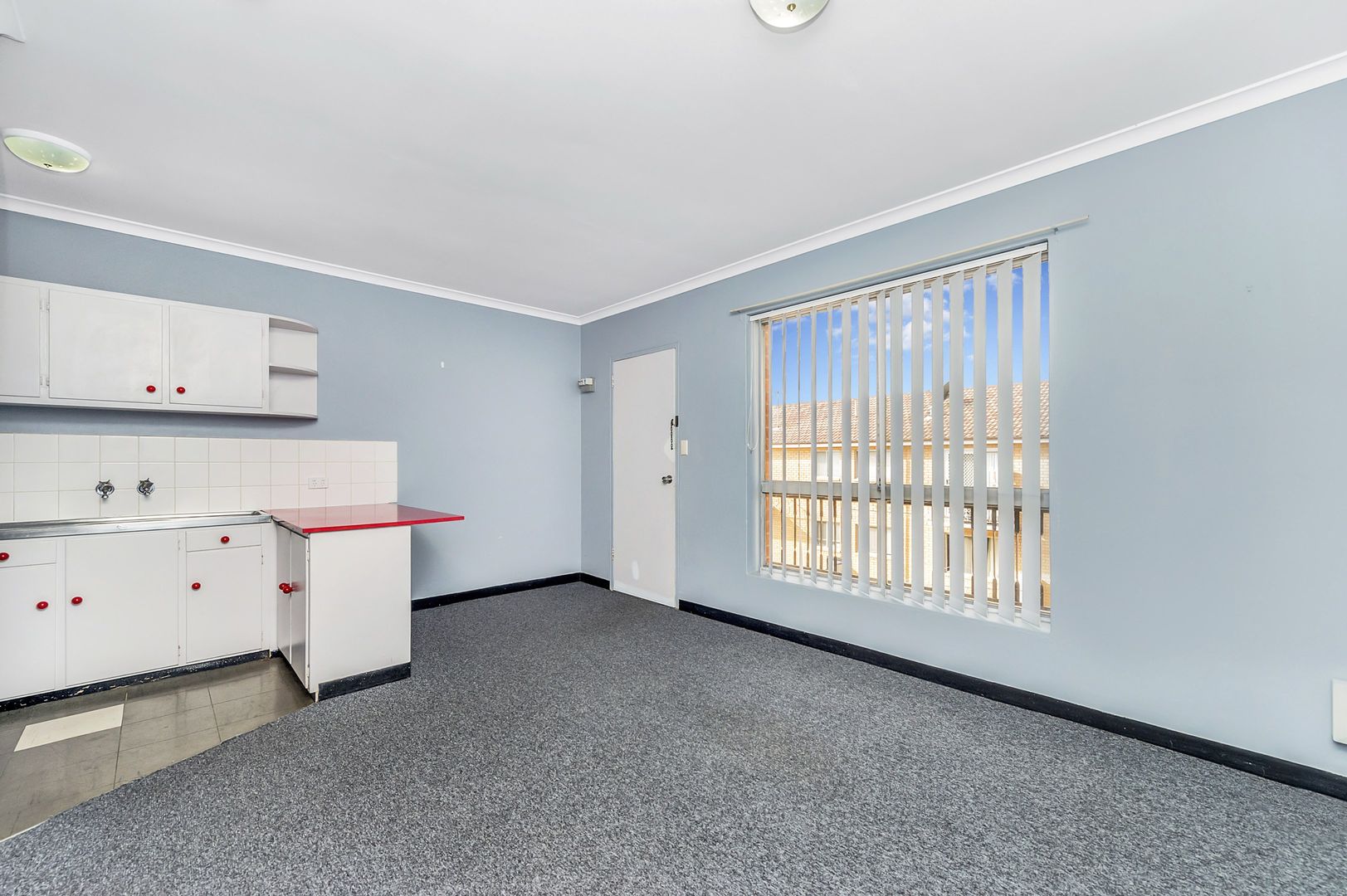 17/122 Henderson Road, Queanbeyan NSW 2620, Image 2