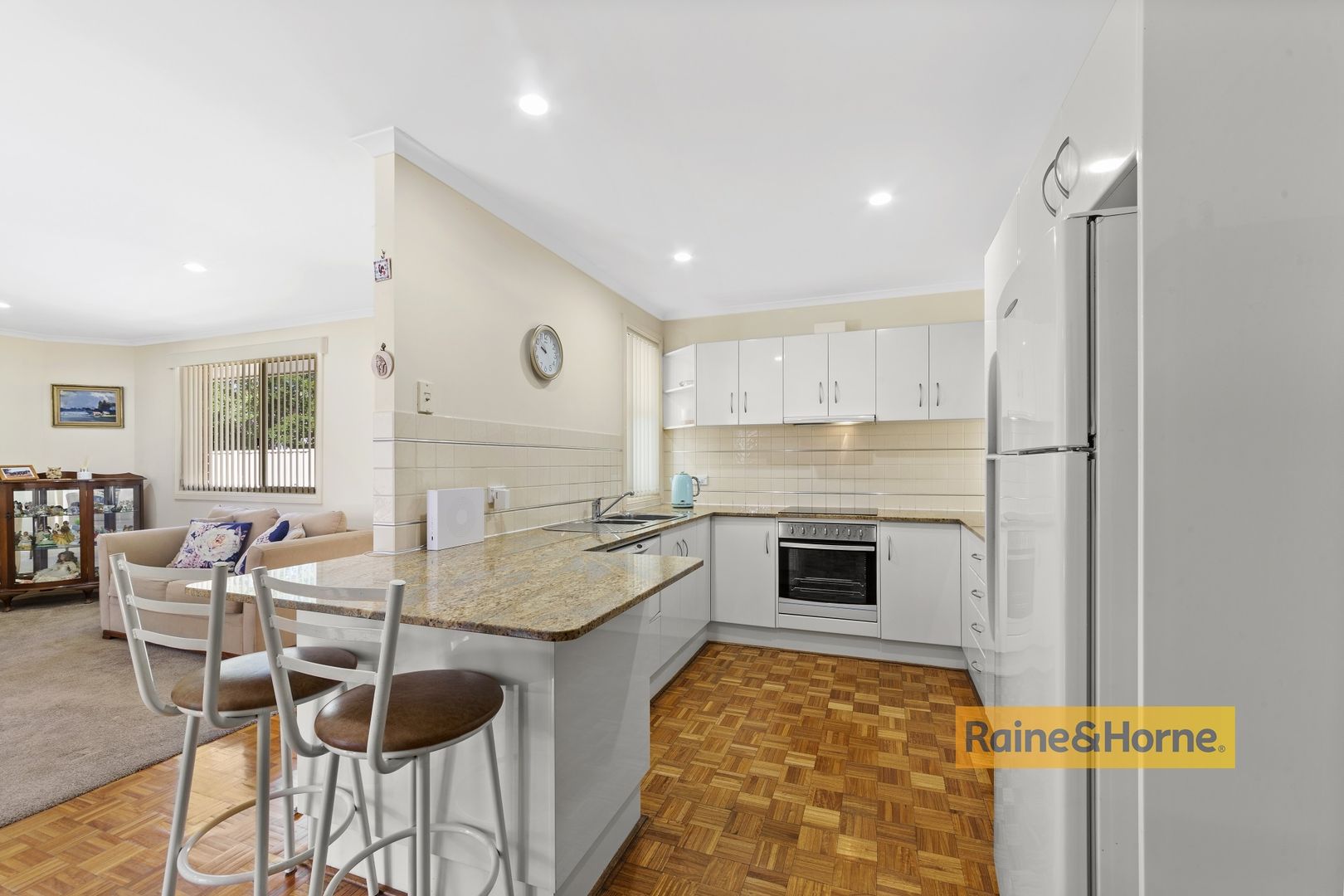 2/13 Farnell Road, Woy Woy NSW 2256, Image 2