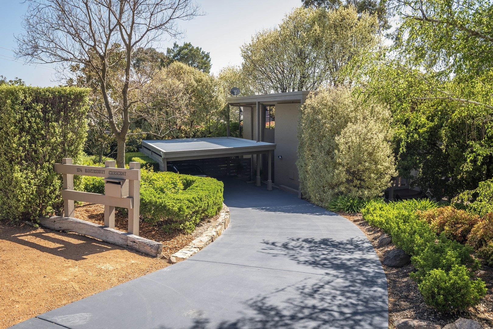 124 Hawkesbury Crescent, Farrer ACT 2607, Image 1