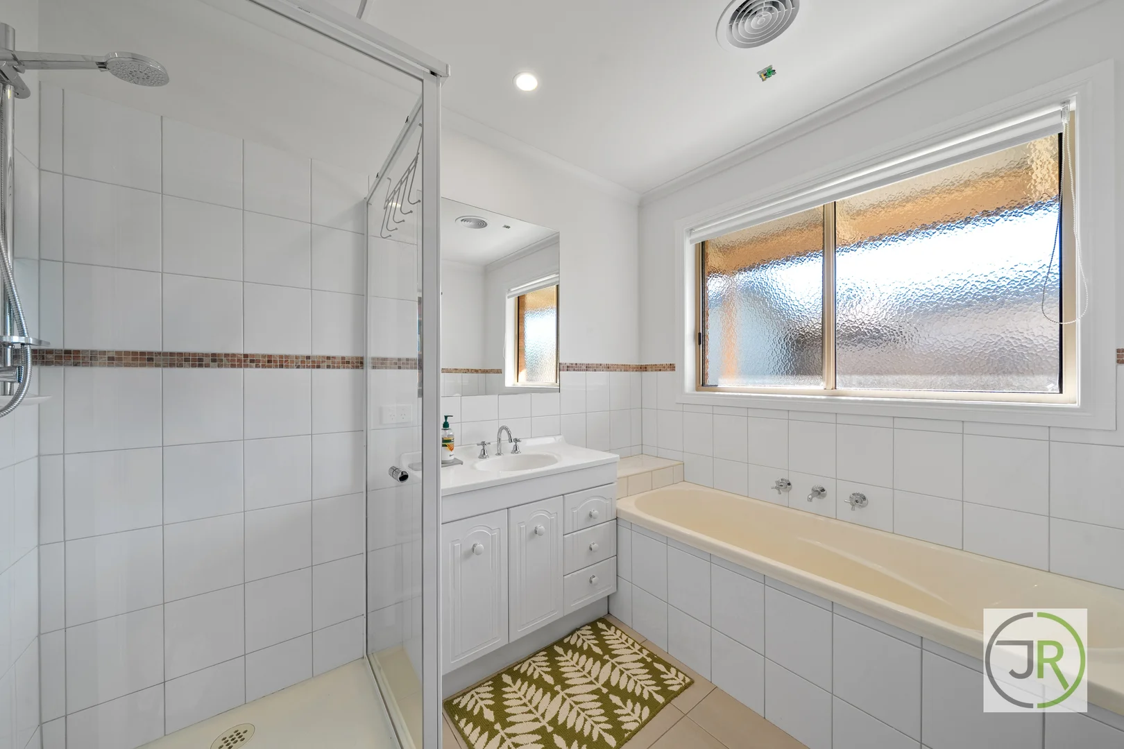 Additional image 12 of 4 Ashmore Avenue, Narre Warren South VIC 3805