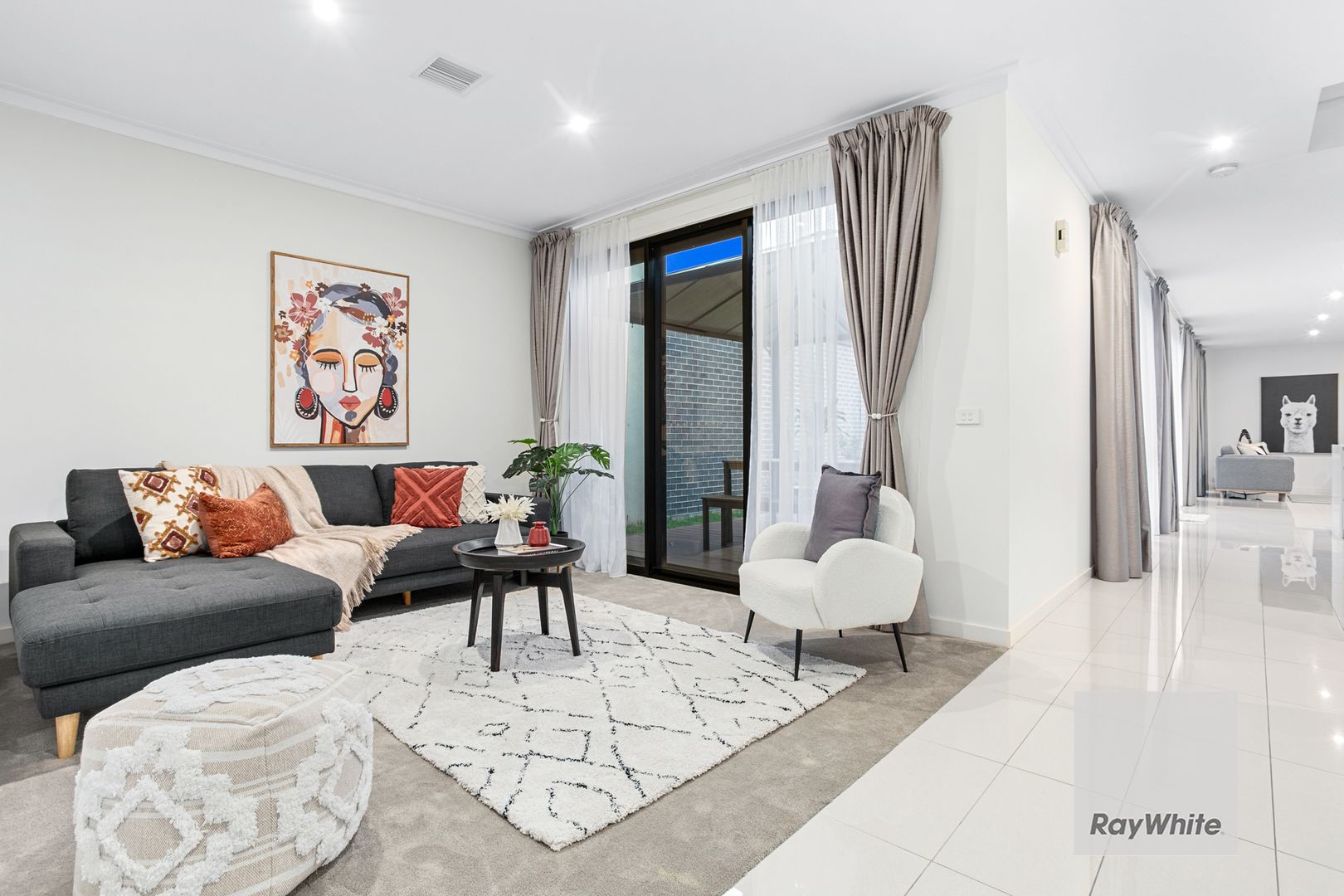 4 Canopy Crescent, Hillside VIC 3037, Image 2