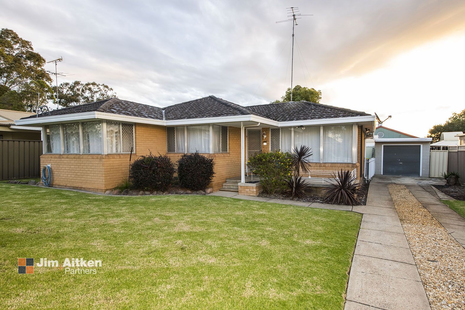 3 bedrooms House in 53 Besley Street CAMBRIDGE PARK NSW, 2747
