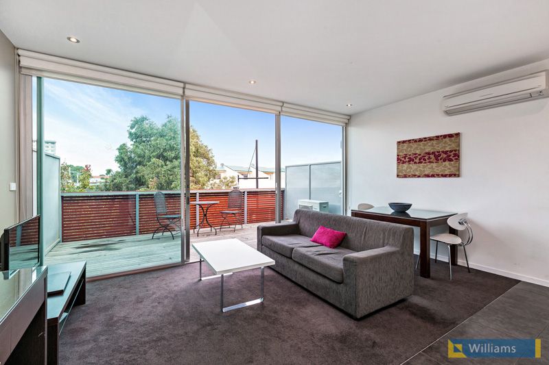 210/4 - 18 Ferguson Street, WILLIAMSTOWN VIC 3016, Image 1