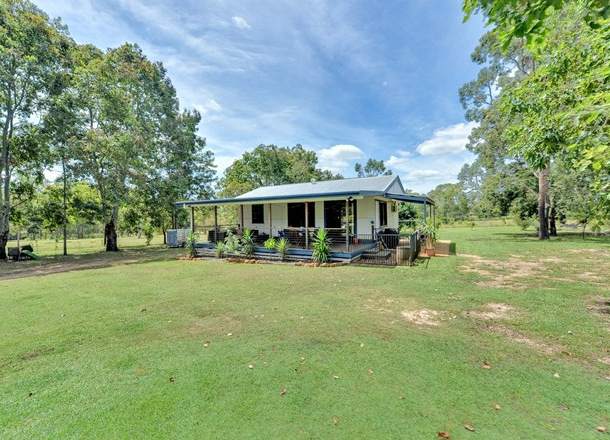 10 Elm Street, Esk QLD 4312