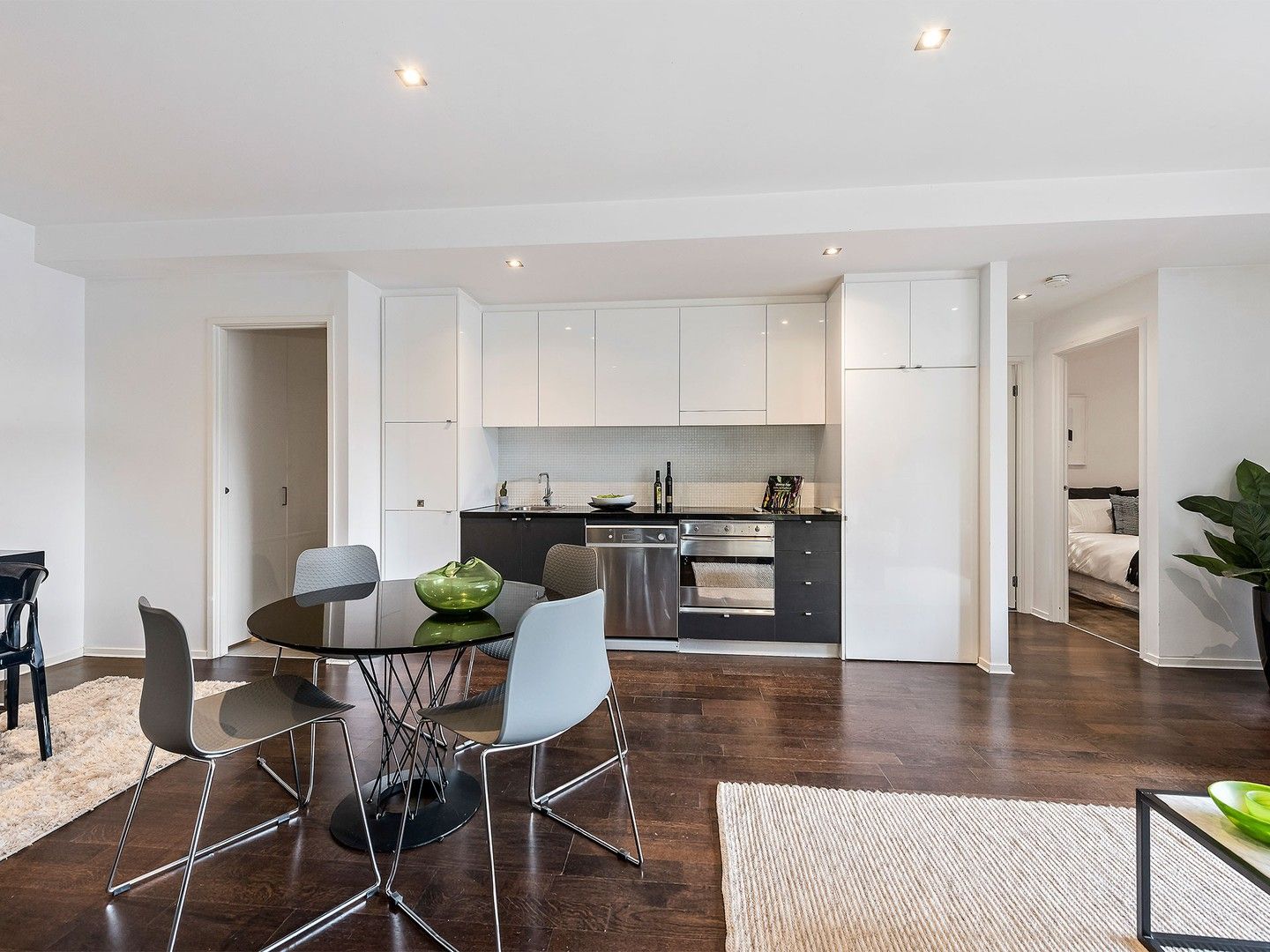 2 bedrooms Apartment / Unit / Flat in 76/73 River Street RICHMOND VIC, 3121