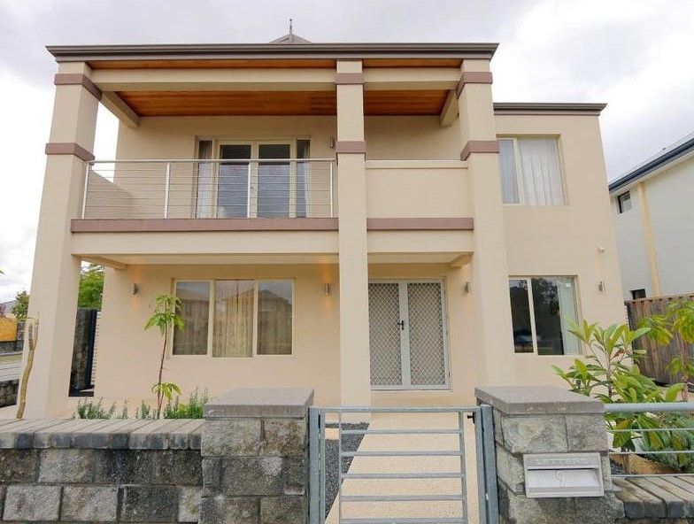 4 bedrooms House in 9 Cambridge Promenade CANNING VALE WA, 6155