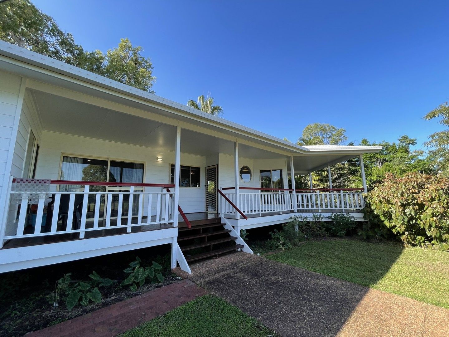 10 Seafarer St, South Mission Beach QLD 4852, Image 0