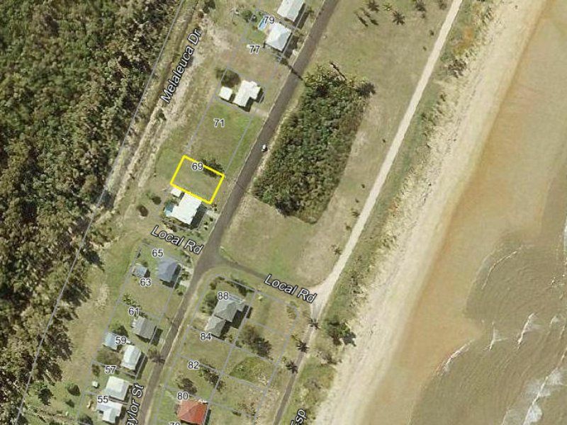 69 Taylor Street, Tully Heads QLD 4854, Image 1