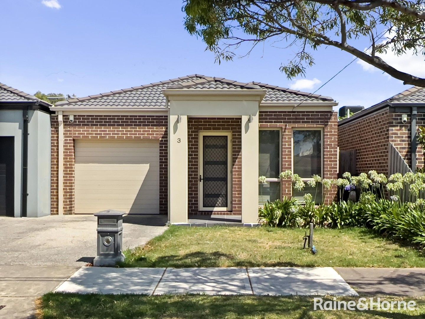 3 bedrooms House in 3 Rattray Court ALTONA MEADOWS VIC, 3028