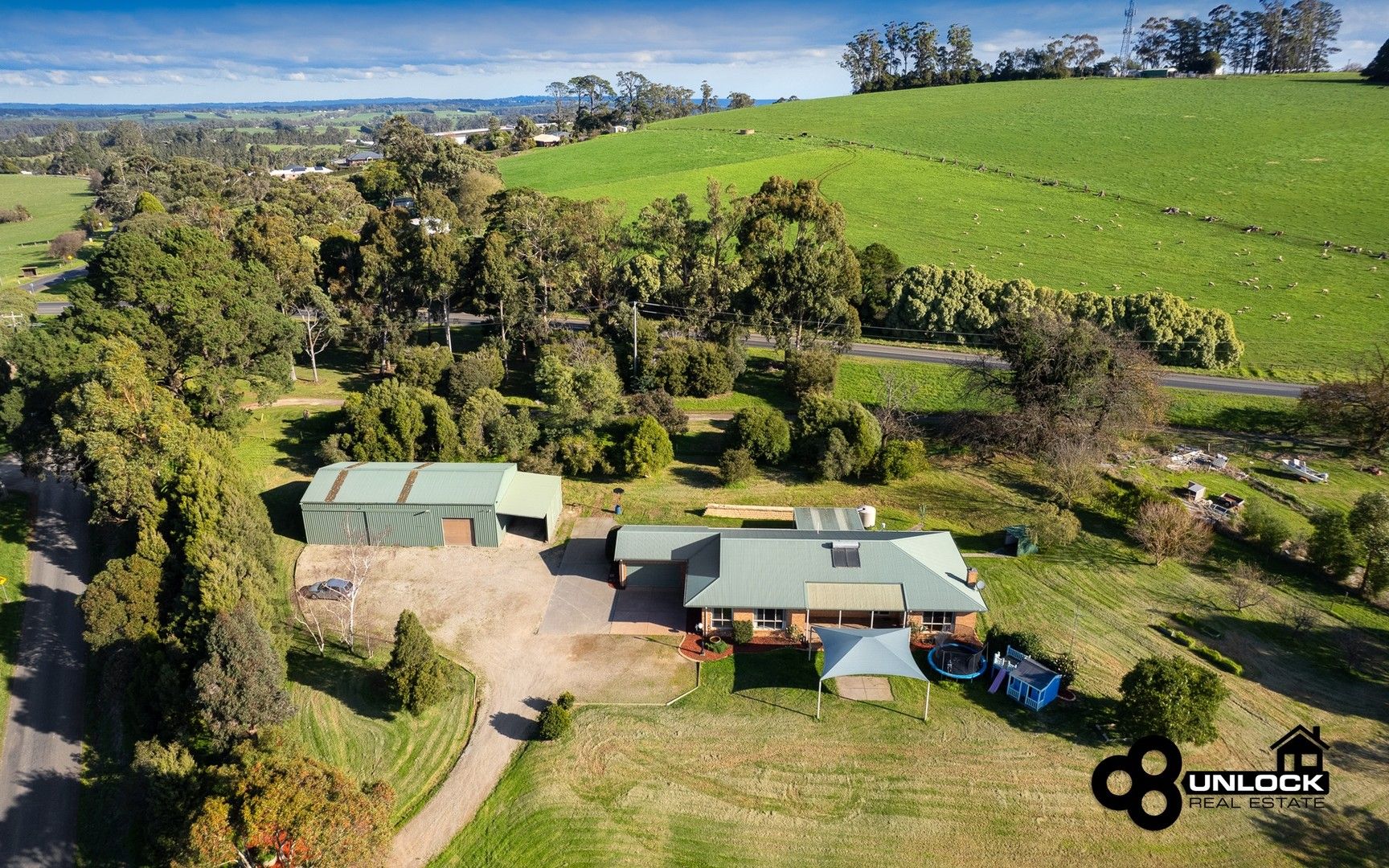 5 bedrooms Acreage / Semi-Rural in 350 McGlone Road DROUIN VIC, 3818