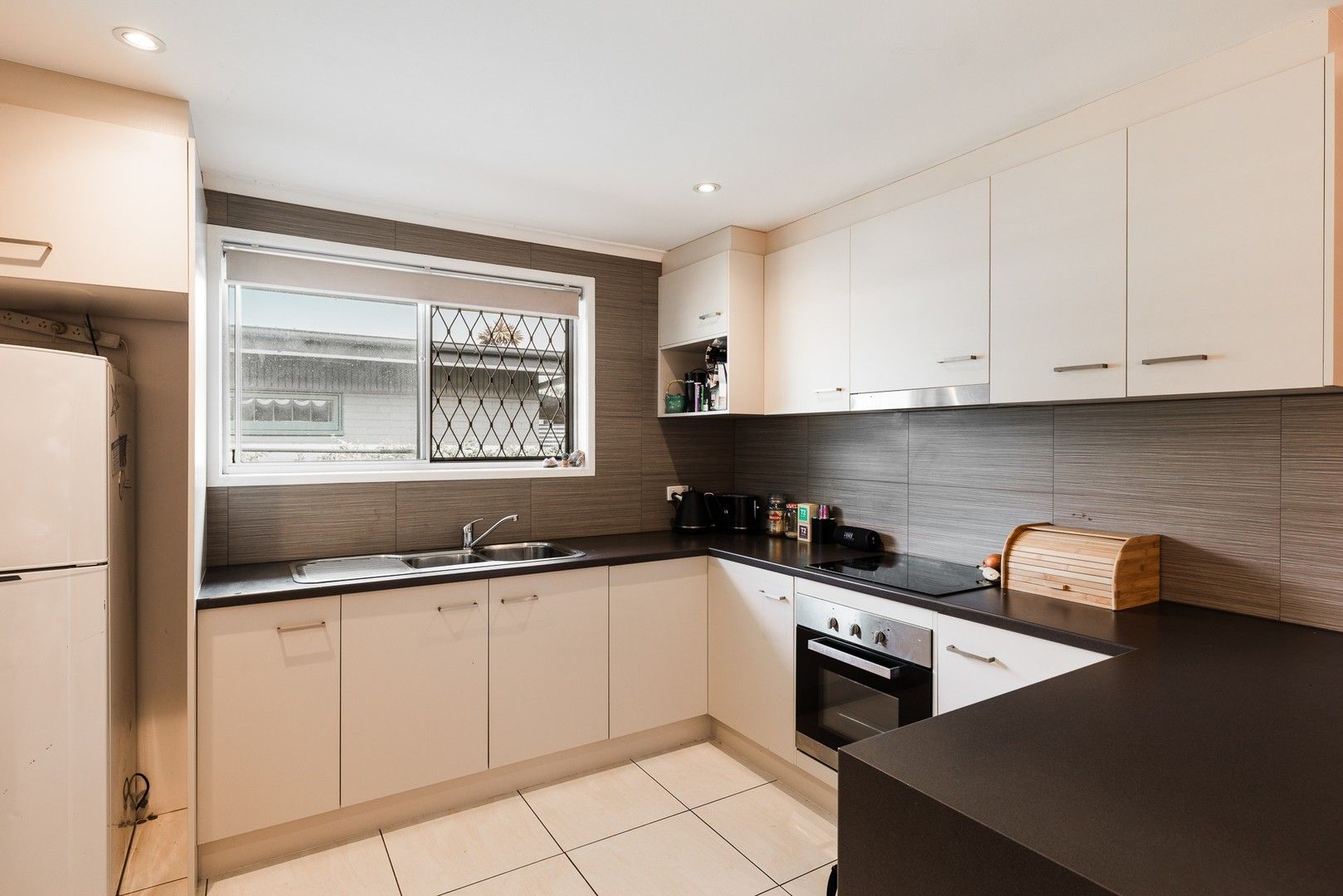 2 bedrooms Apartment / Unit / Flat in 3/43 James Street EAST TOOWOOMBA QLD, 4350