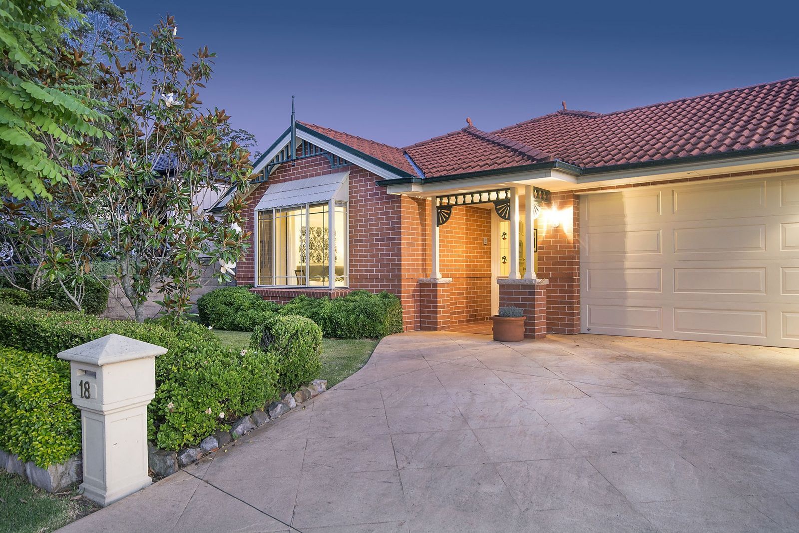 18 Hadlow Drive, Cameron Park NSW 2285, Image 1