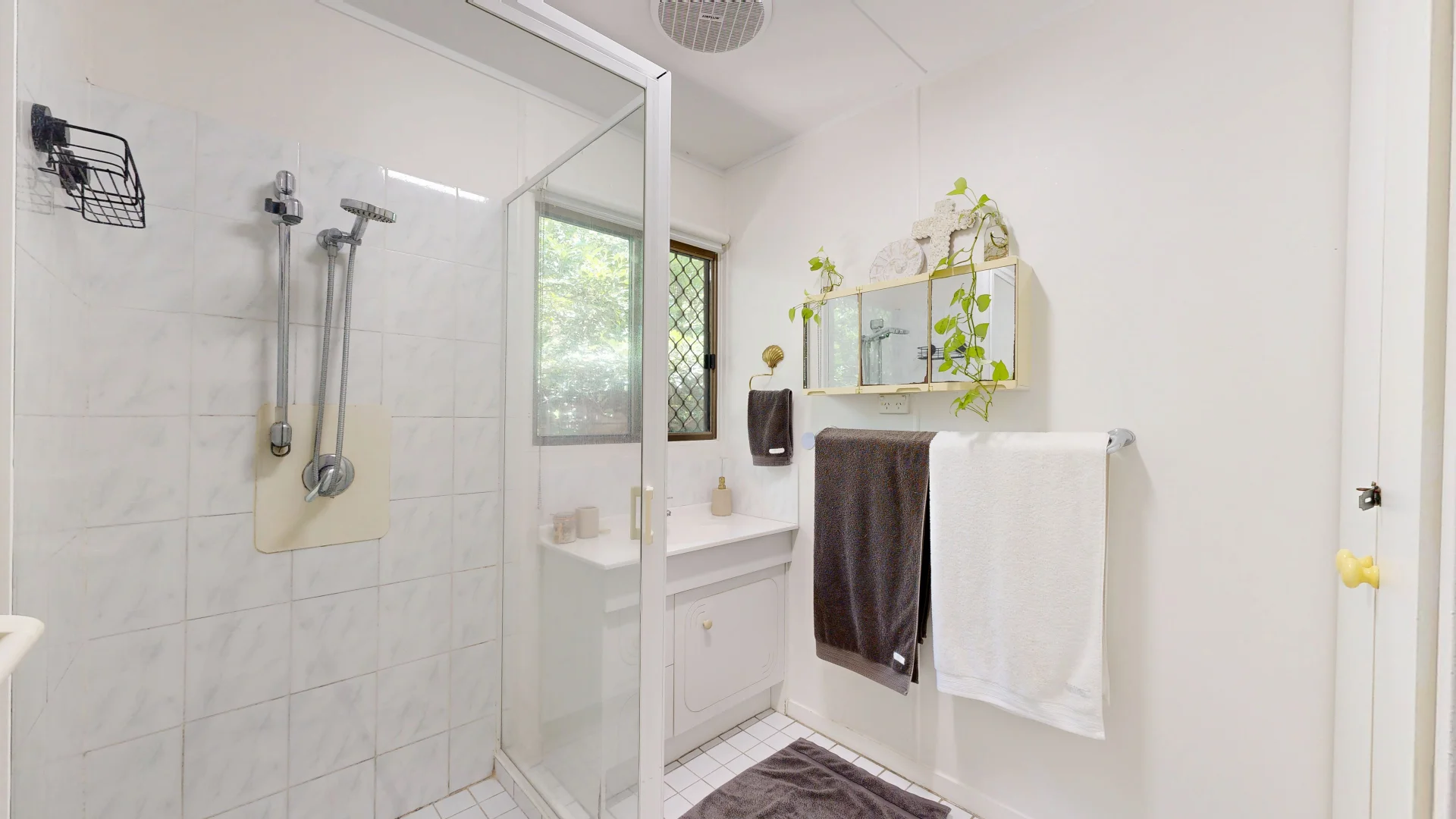 Additional image 11 of 48 Mccabe Crescent, Arcadia QLD 4819