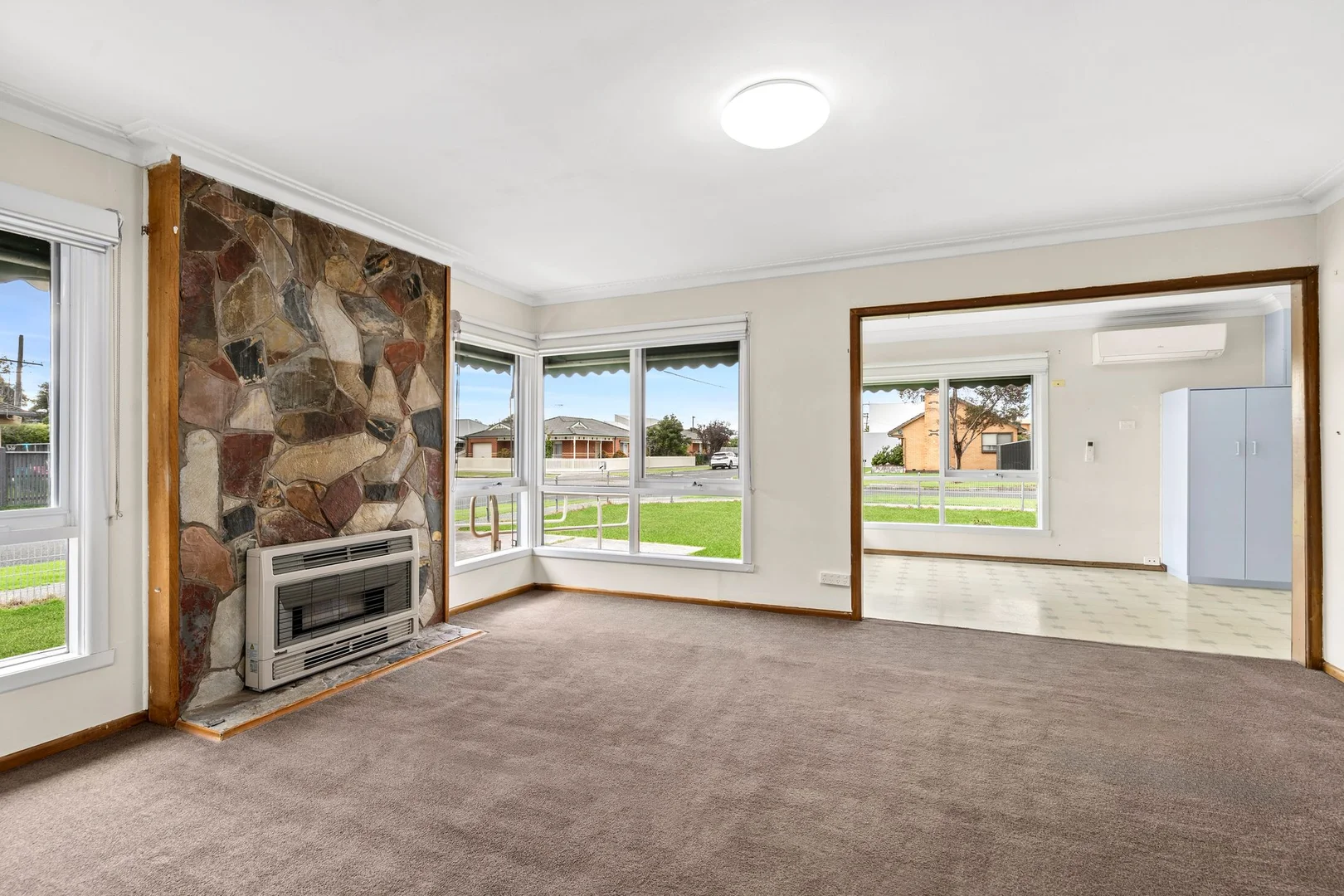 Additional image 2 of 15 Waiora Avenue, Hamlyn Heights VIC 3215