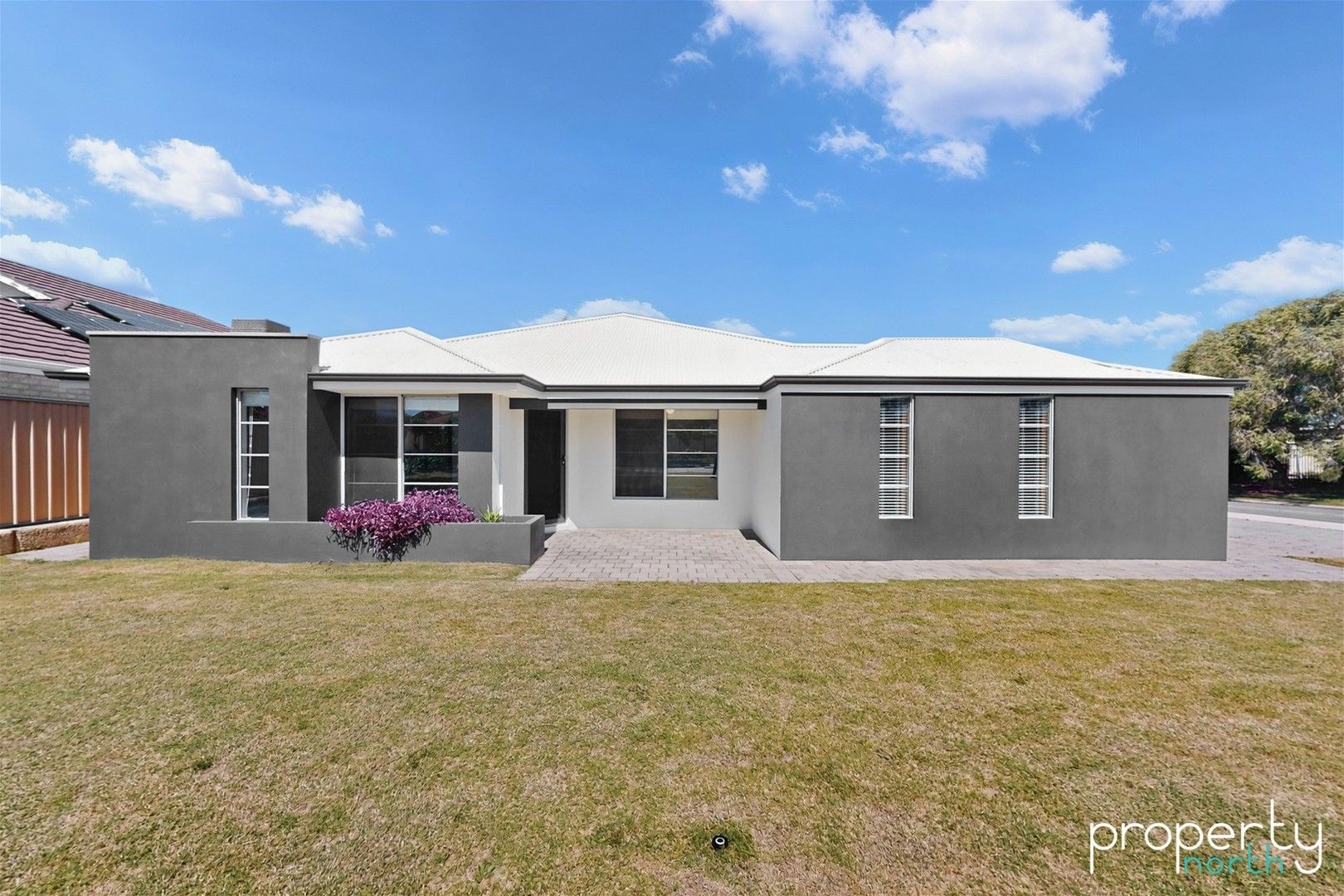 4 bedrooms House in 1 Meneguz Drive TAPPING WA, 6065