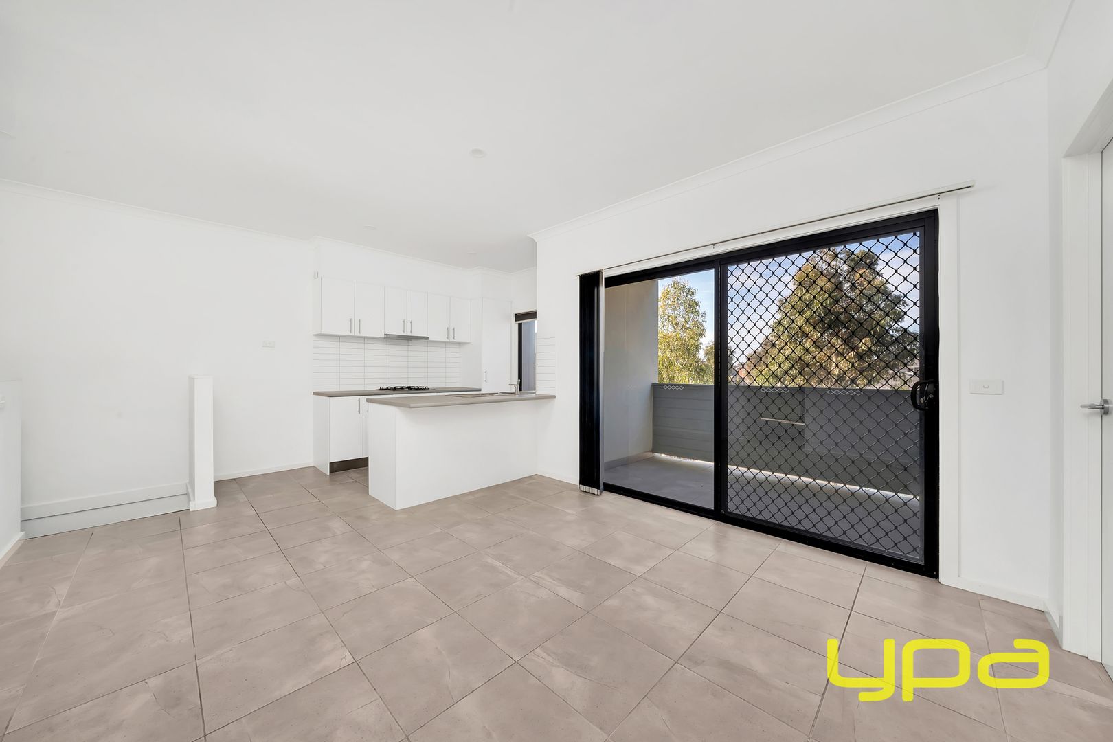 45 Nugget Way, Cranbourne East VIC 3977, Image 2