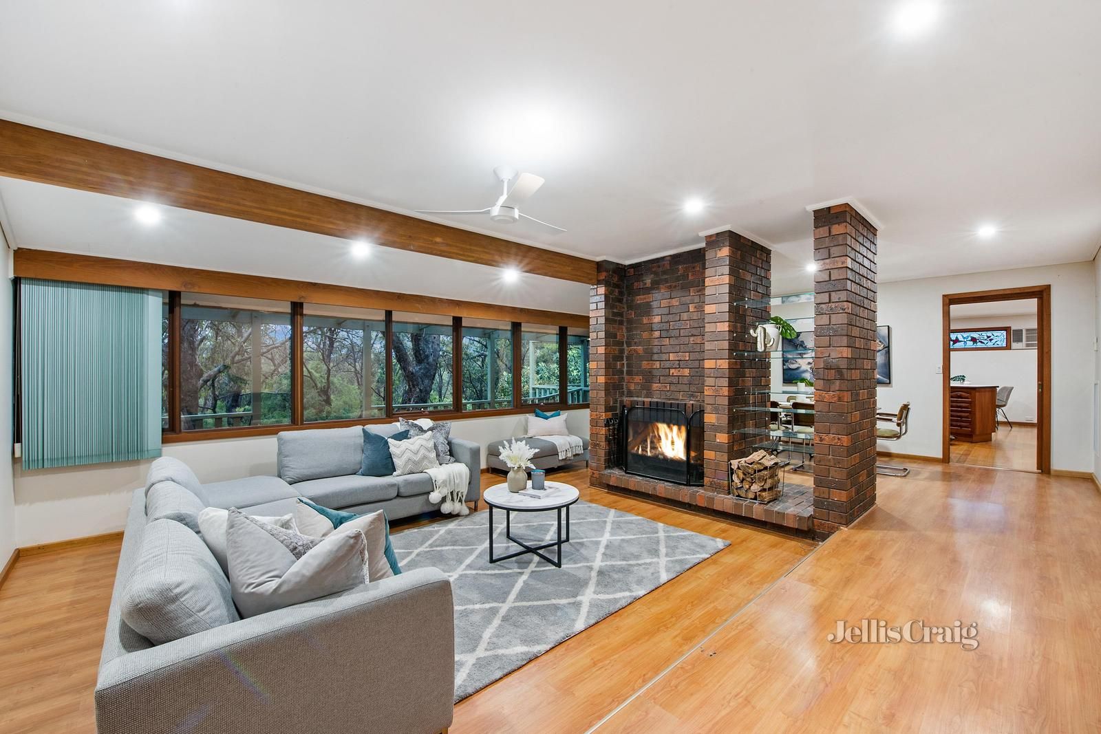 15 Sharrow Road, Mitcham VIC 3132, Image 0