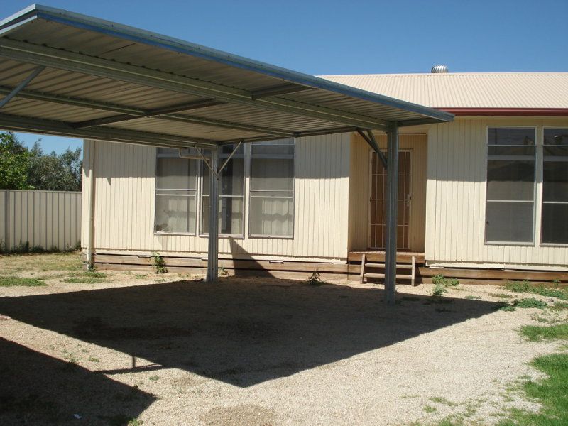 3 bedrooms House in 74B Tapio Street DARETON NSW, 2717