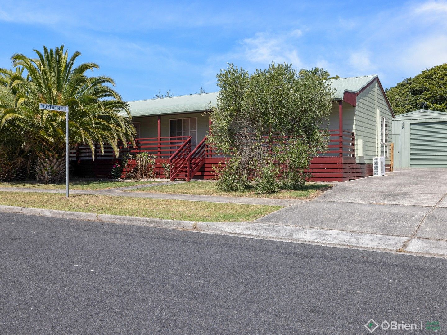 3 bedrooms House in 22 Robert Drive COWES VIC, 3922