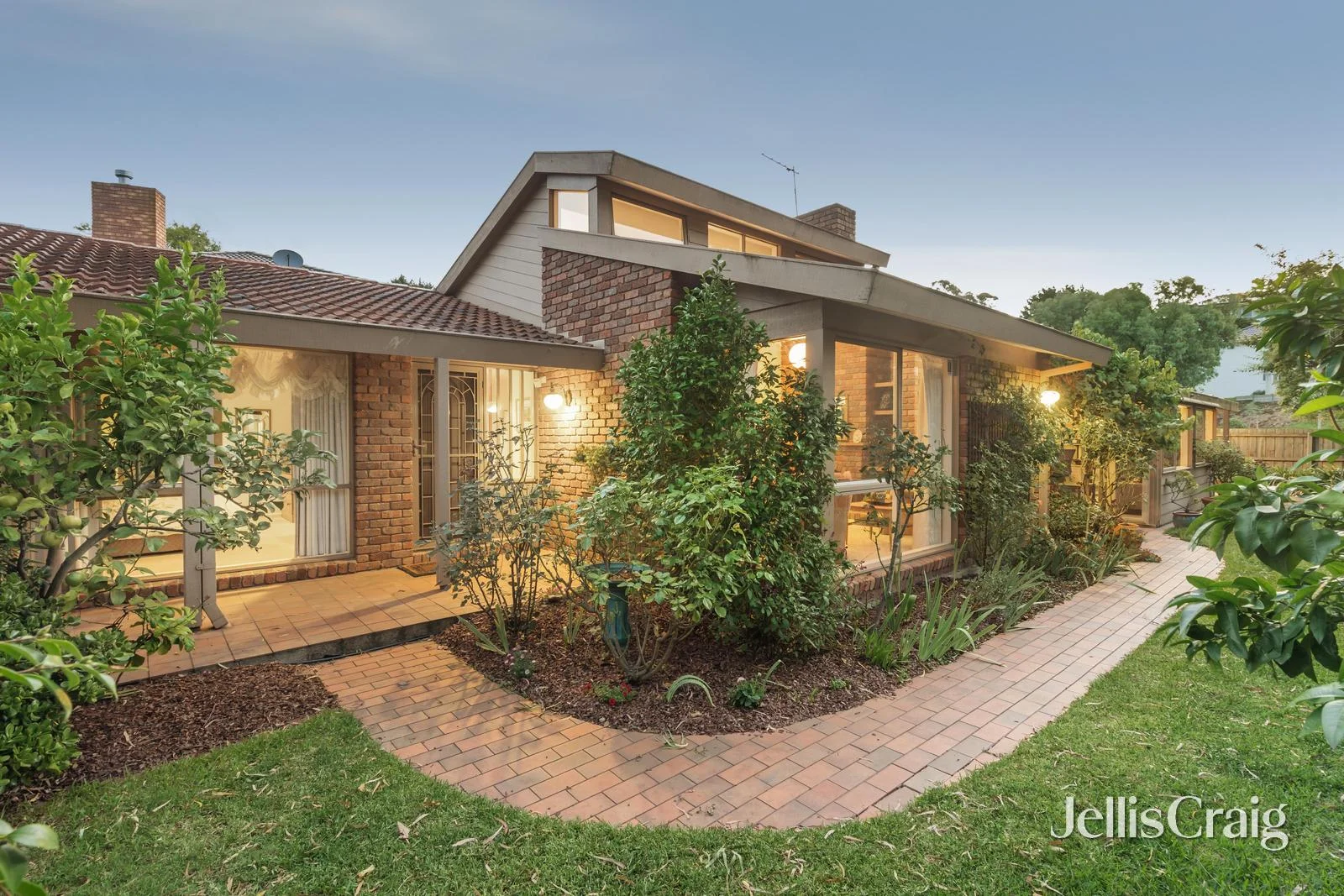 Additional image 13 of 13 Kent Court, Doncaster East VIC 3109