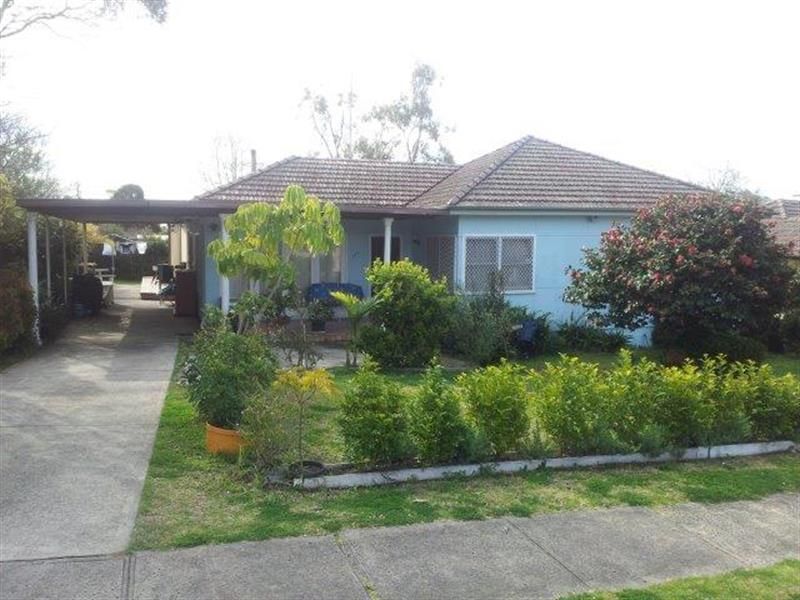 1 bedrooms House in 1A/141 Lindesay Street CAMPBELLTOWN NSW, 2560