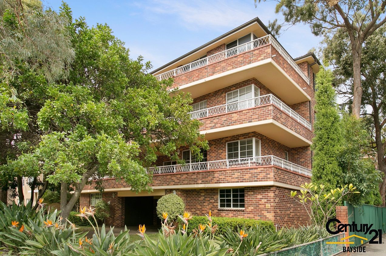2/161 Russell Avenue, Dolls Point NSW 2219, Image 0