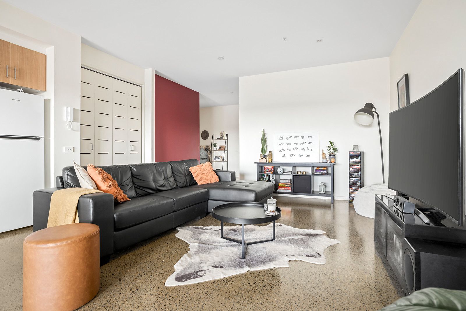 2 bedrooms Apartment / Unit / Flat in 204/465 Macaulay Road KENSINGTON VIC, 3031