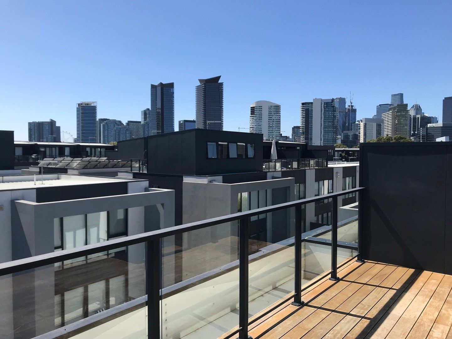 3 bedrooms Townhouse in 21 Sunlight Road PORT MELBOURNE VIC, 3207