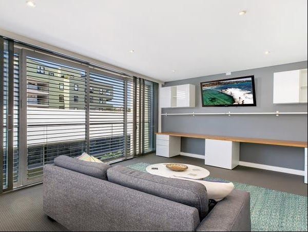 1 bedrooms Apartment / Unit / Flat in 3302/12 Neild Avenue RUSHCUTTERS BAY NSW, 2011