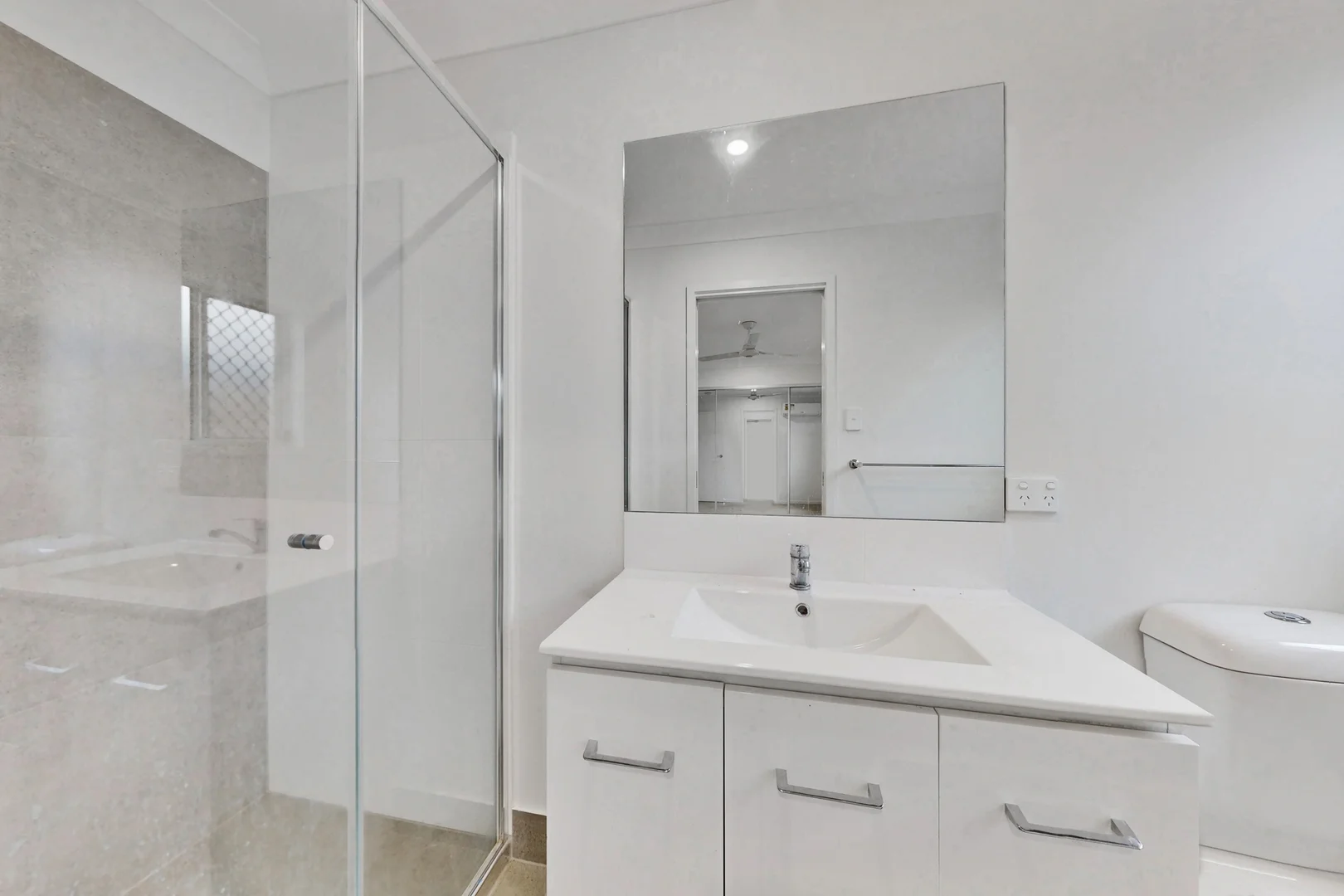 Additional image 10 of 296 Bloomfield Street, Cleveland QLD 4163