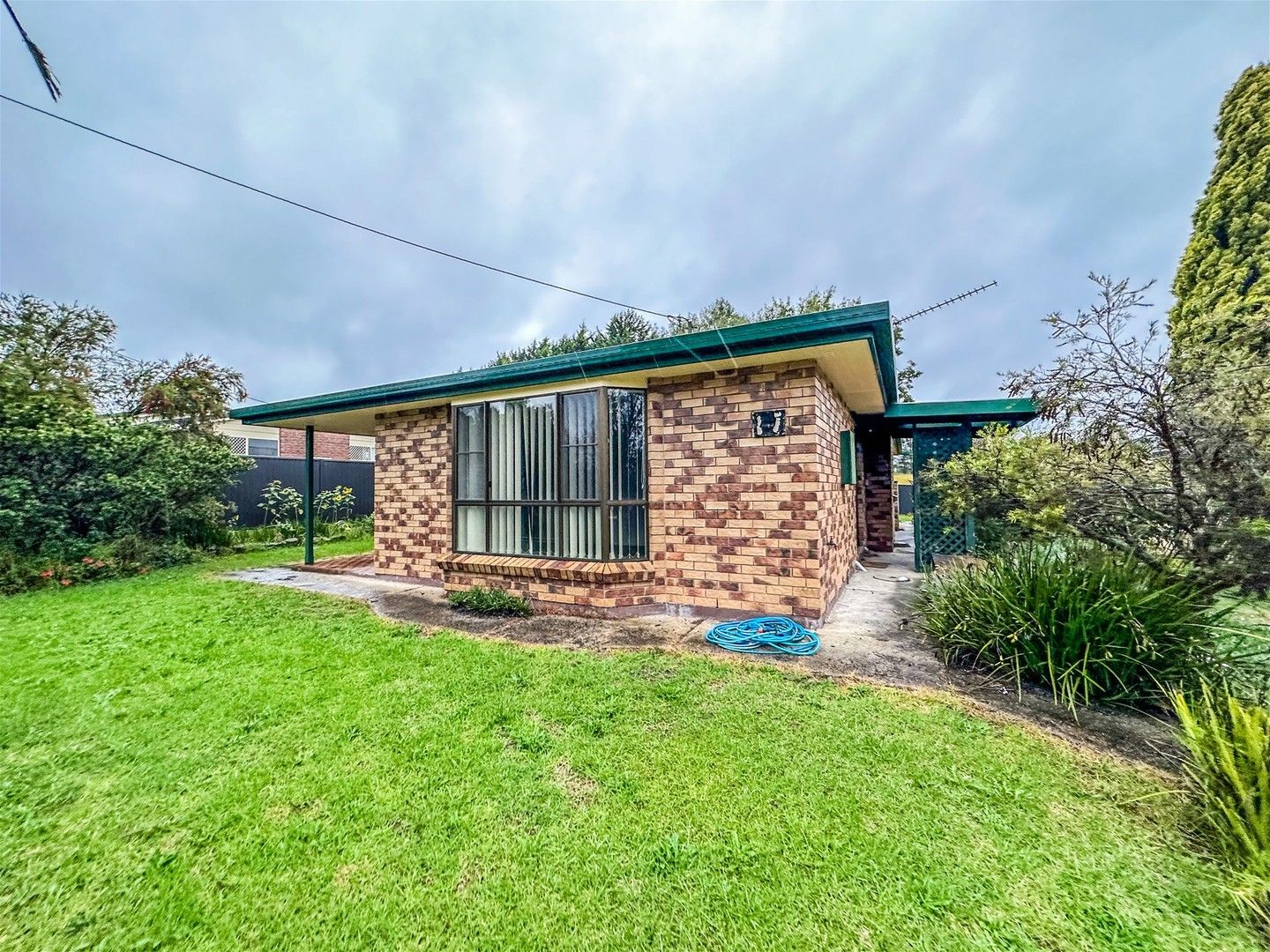 3 bedrooms House in 17 Haig Street THE SUMMIT QLD, 4377