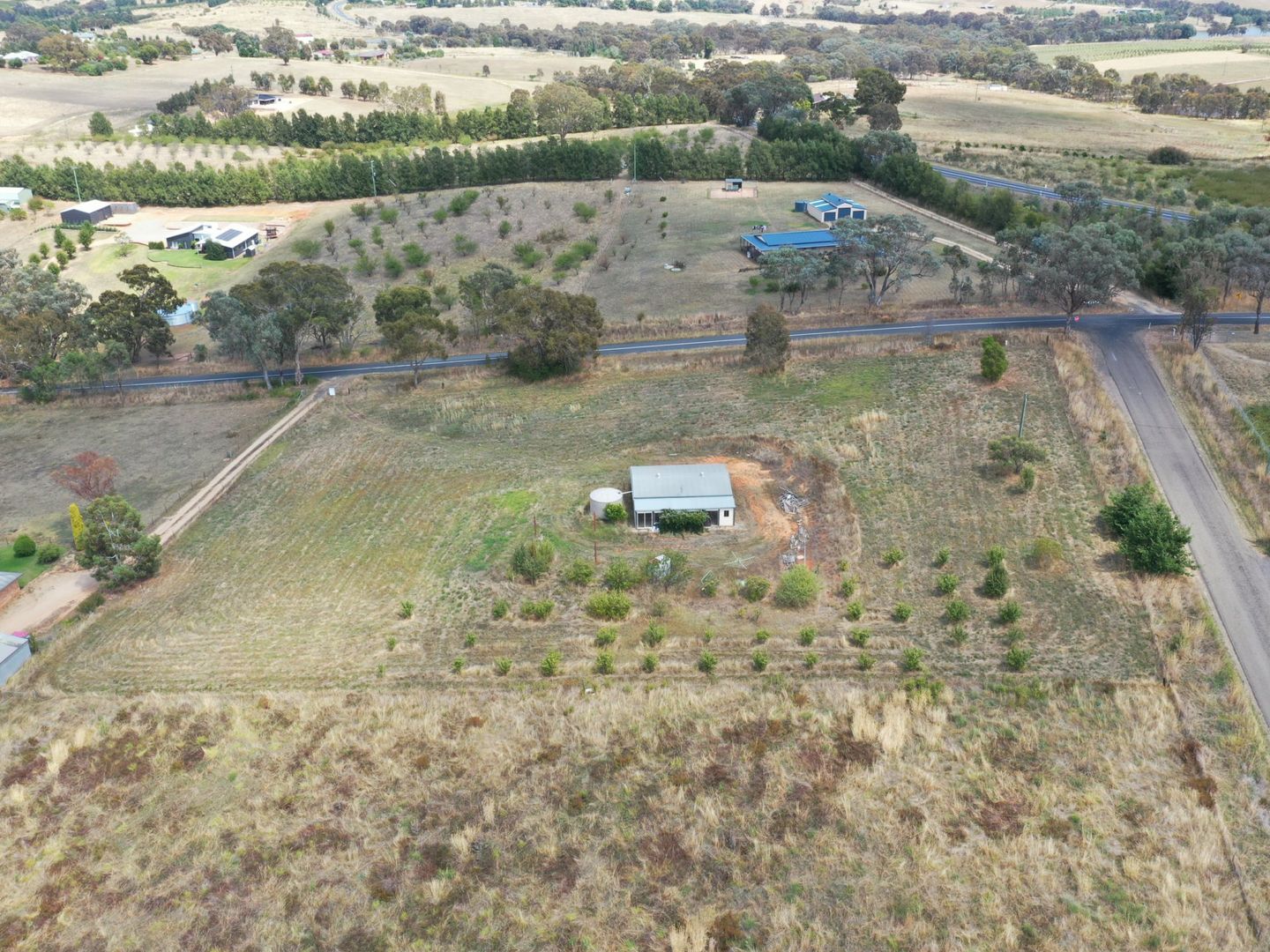 17 Apps Lane, Young NSW 2594, Image 2