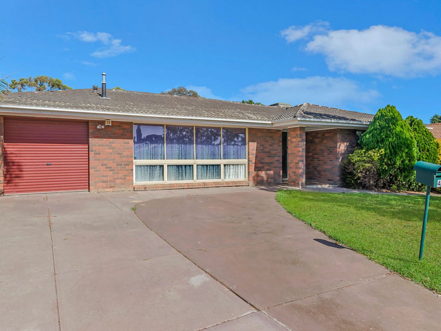 4 De Sassenay Crescent, Modbury Heights SA 5092, Image 1