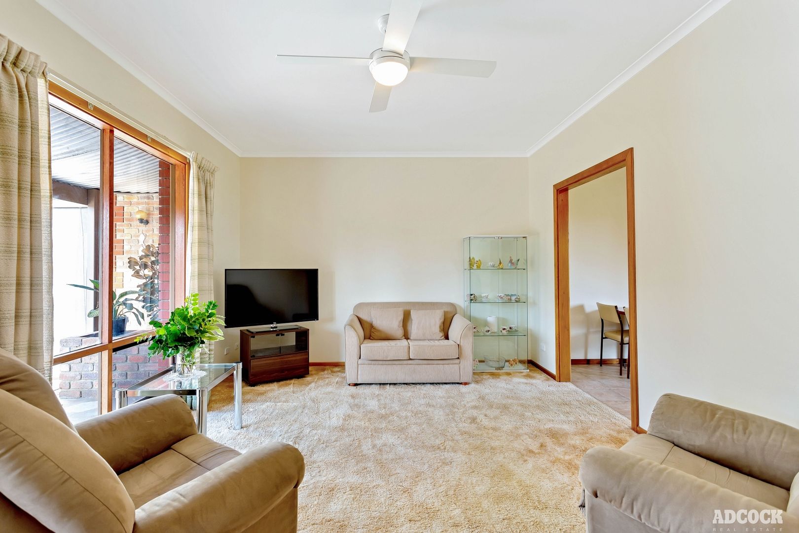 2/10 Collins Street, Hahndorf SA 5245, Image 2