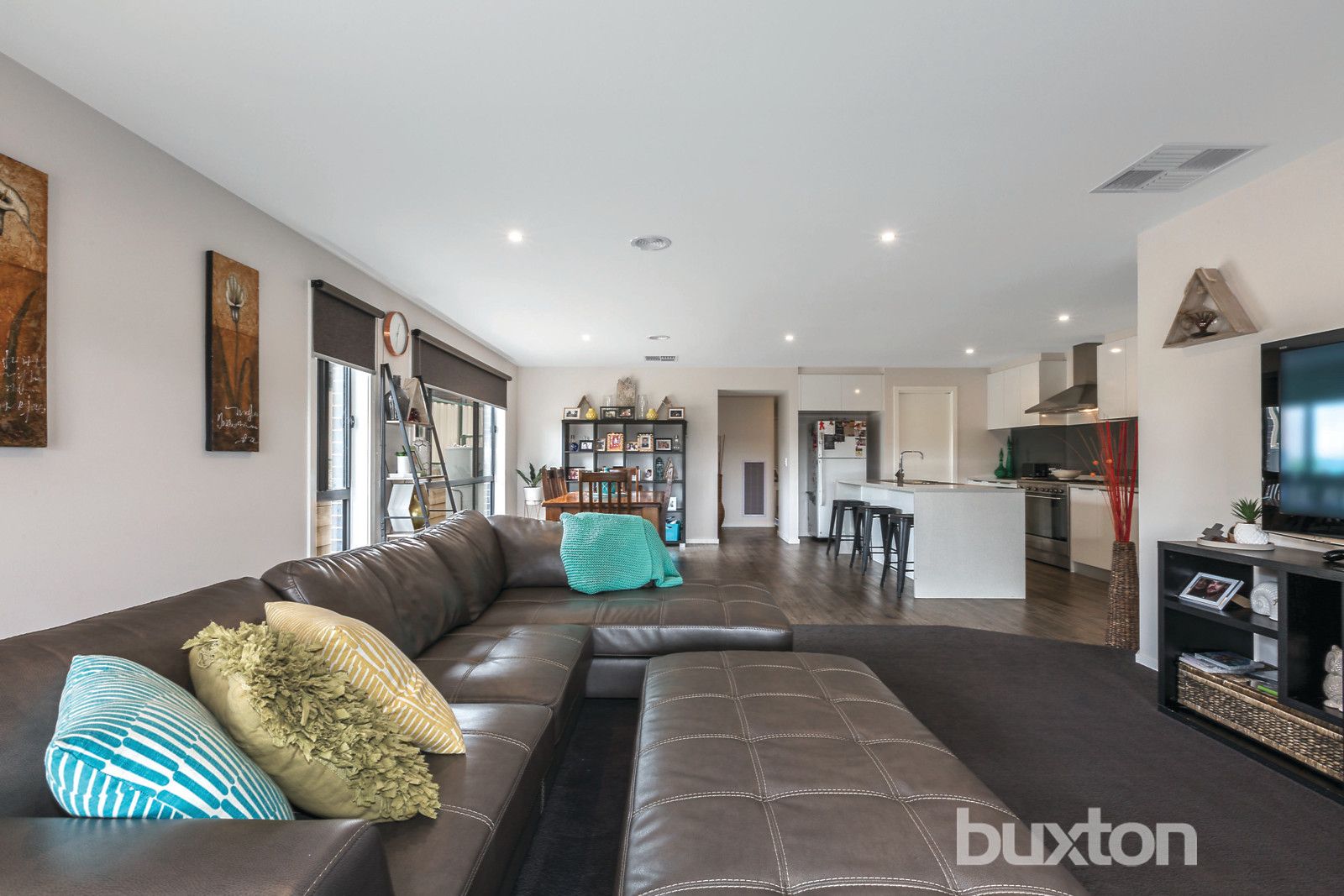 4 Burkella Close, Mount Clear VIC 3350, Image 2