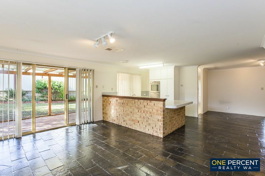 17 Kingsley Tce, Kelmscott WA 6111, Image 2