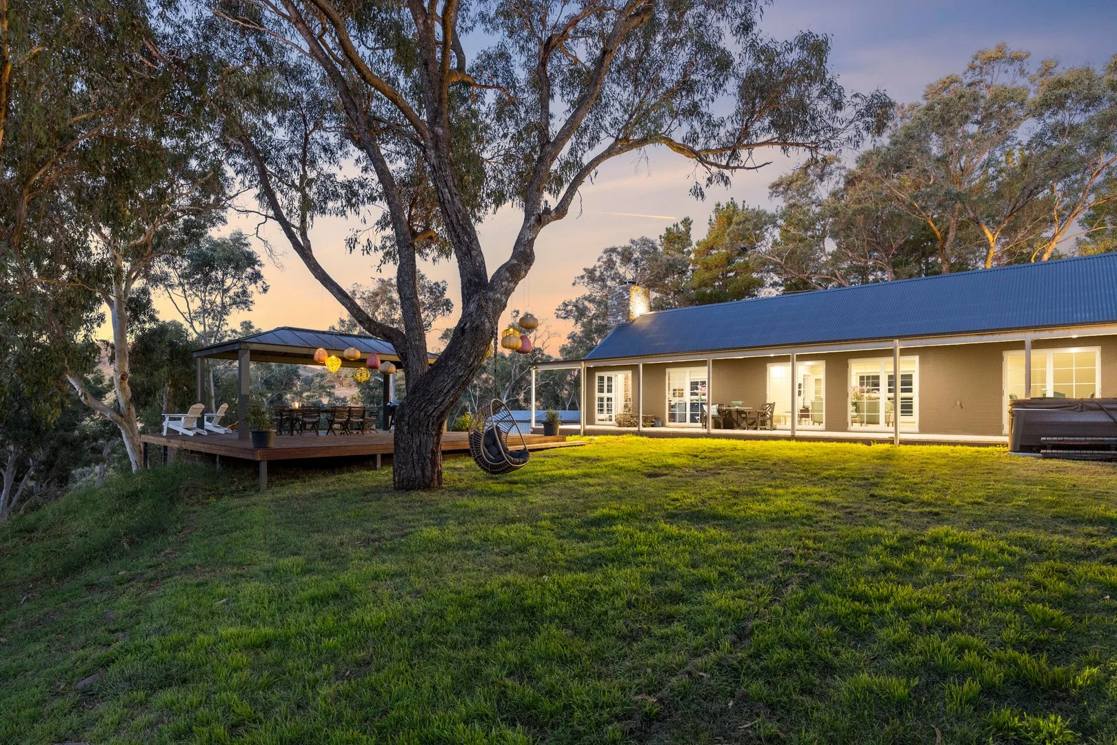 15 Amungula Place, Wamboin NSW 2620