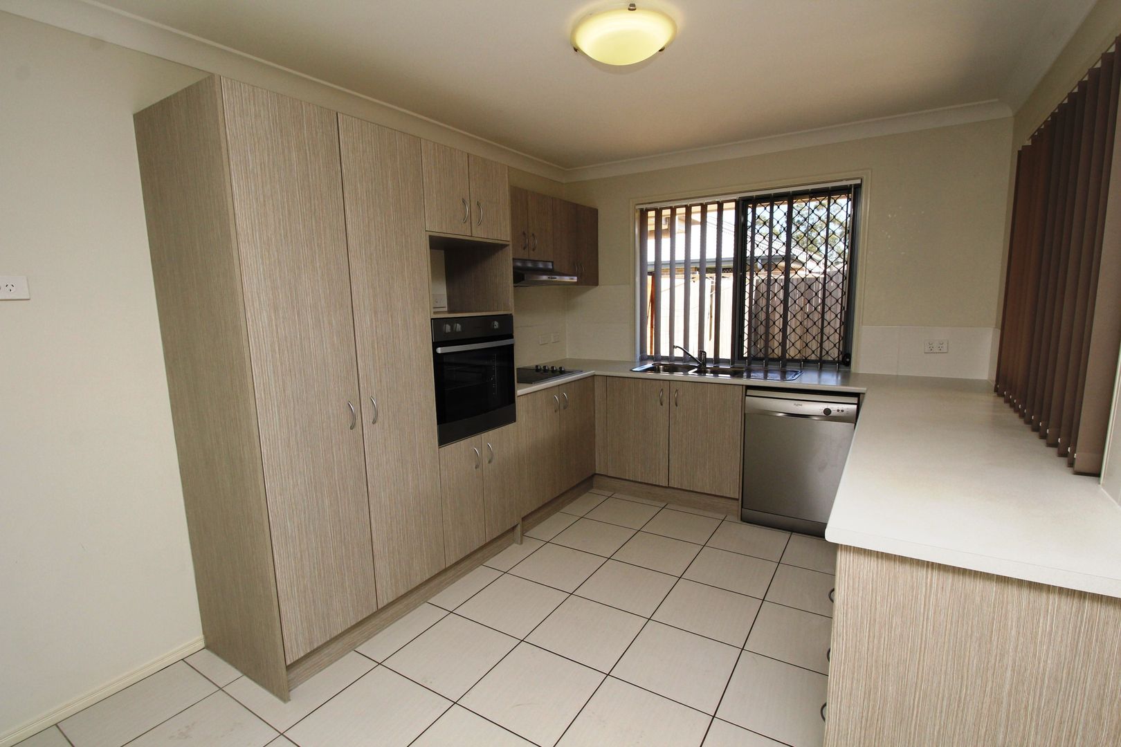 1/9 Catalyst Place, Brassall QLD 4305, Image 2