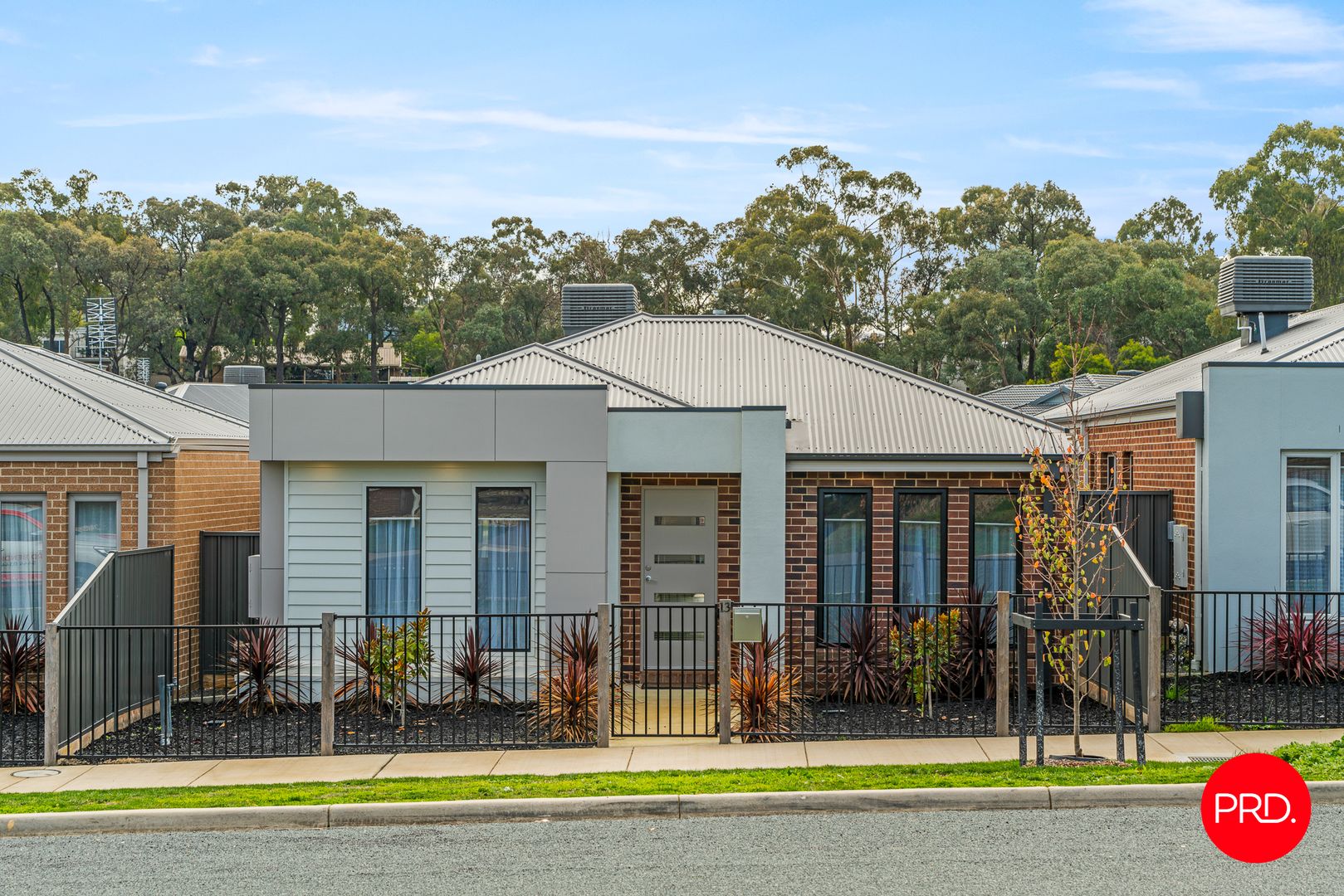 13 Friswell Avenue, Flora Hill VIC 3550