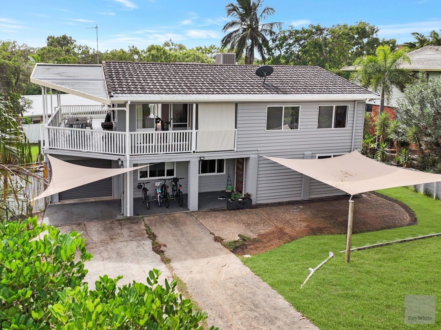 6 Seahorse Crescent, Lammermoor QLD 4703, Image 0