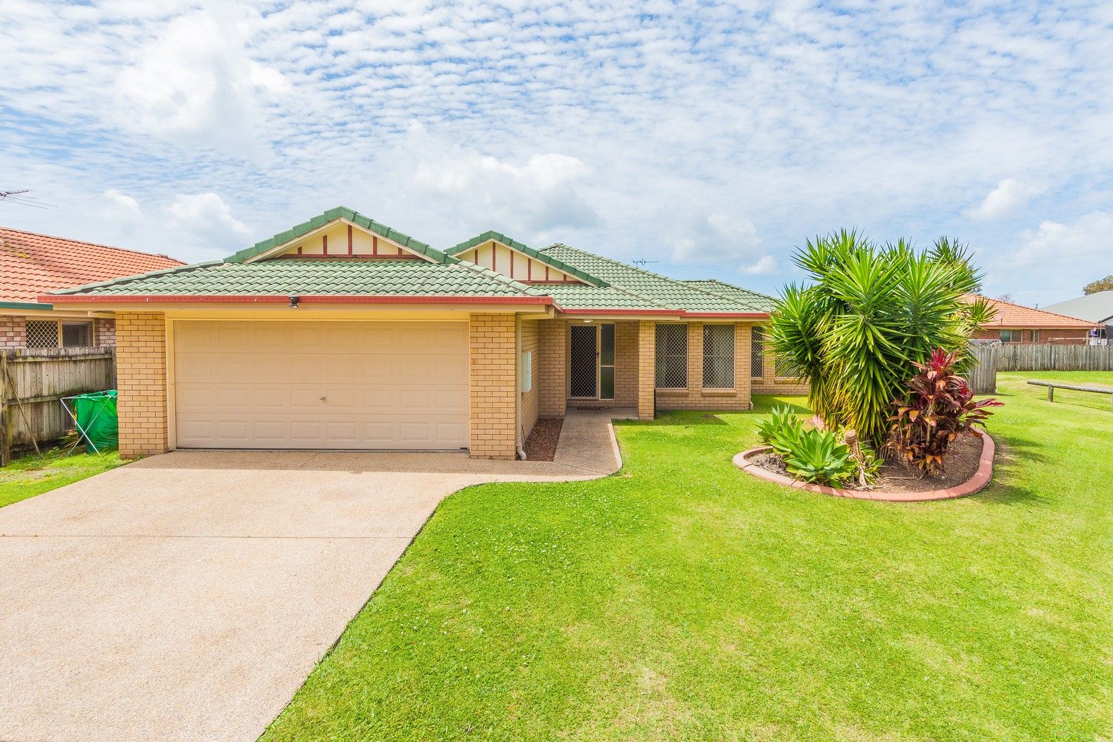 2 Strand Court, KippaRing QLD 4021 House For Rent 510 Domain